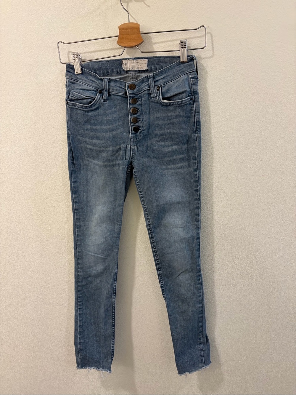 Free People Women's Light Blue Button-Fly Skinny Jeans
